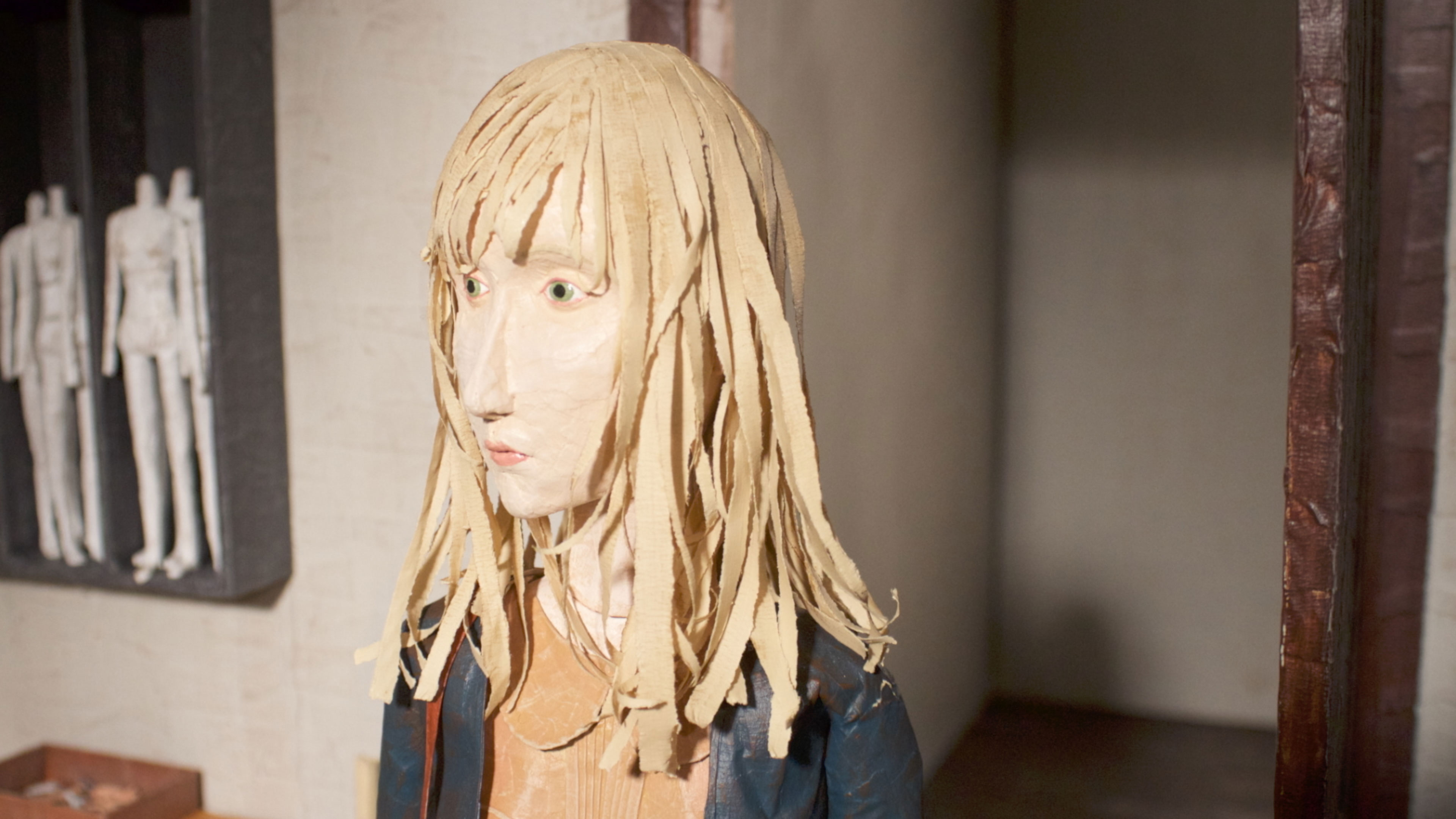 Toutes-les-poupées-ne-pleurent-pas—taille-WEB